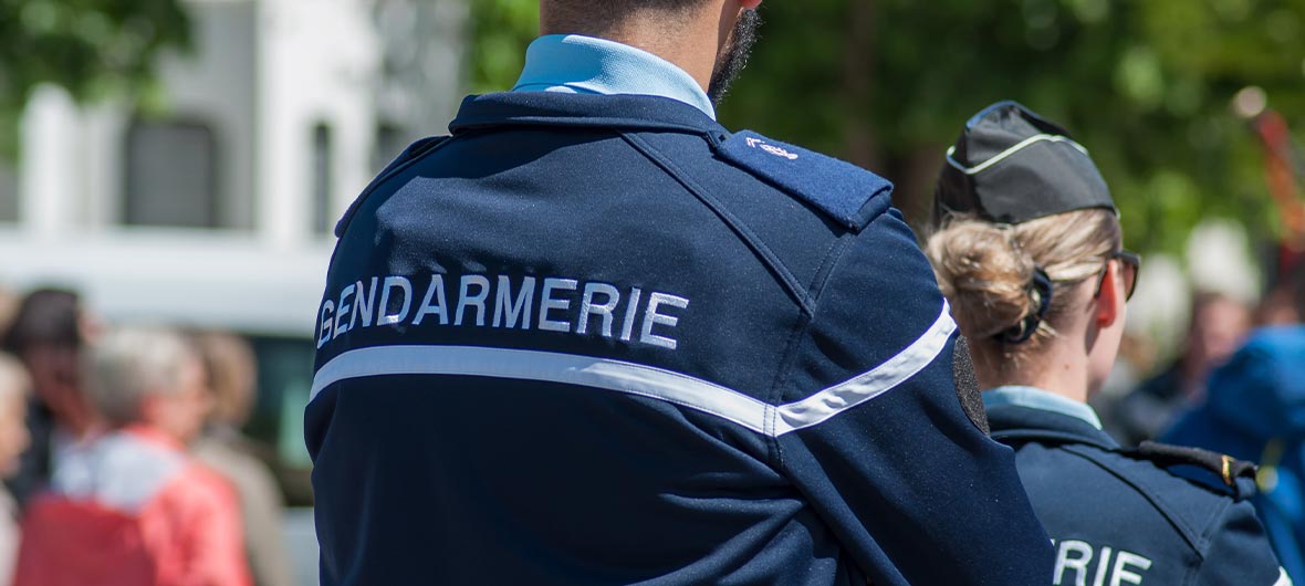 Gendarmes et policiers