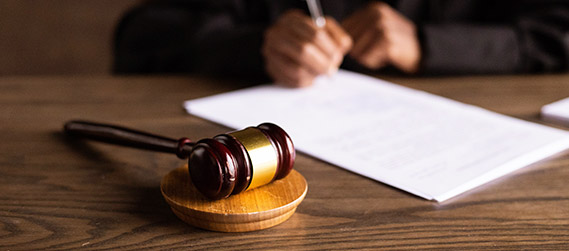 Aides financières : la cagnotte est-elle la bonne solution ? 2 Ouvrir une cagnotte pour des frais judiciaires
