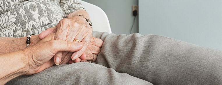 Soutenir un aidant familial 10 Qu’est-ce qu’un aidant familial ou un proche aidant ?